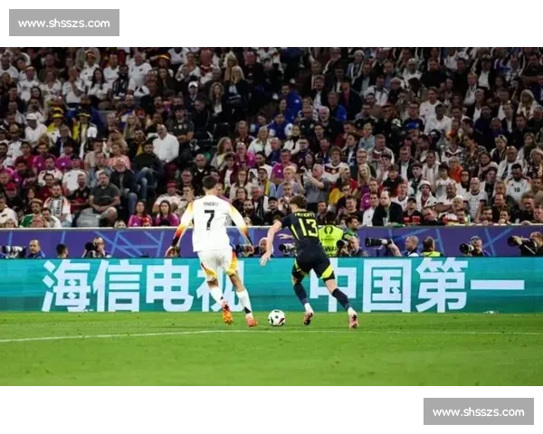 欧洲杯焦点之战乌克兰对决瑞典黑马碰撞引爆赛场悬念激情对抗夜晚