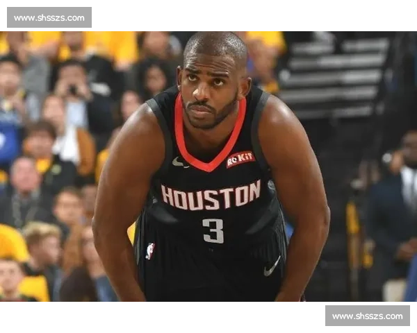 火箭季前赛迎战马刺 新老球员齐亮相展现实力与潜力