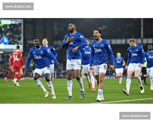 英超焦点德比曼联对阵曼城视频直播全程精彩看点解析赛前前瞻与战术博弈